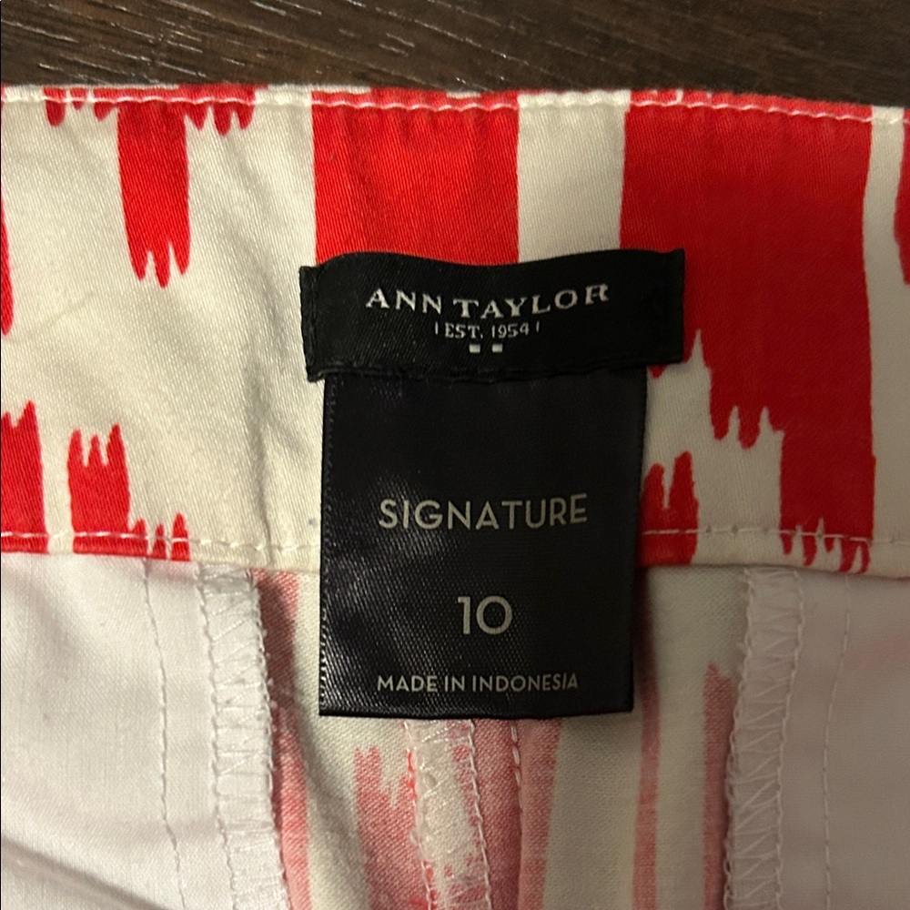 Ann Taylor Cropped Patterned Pants - image 3